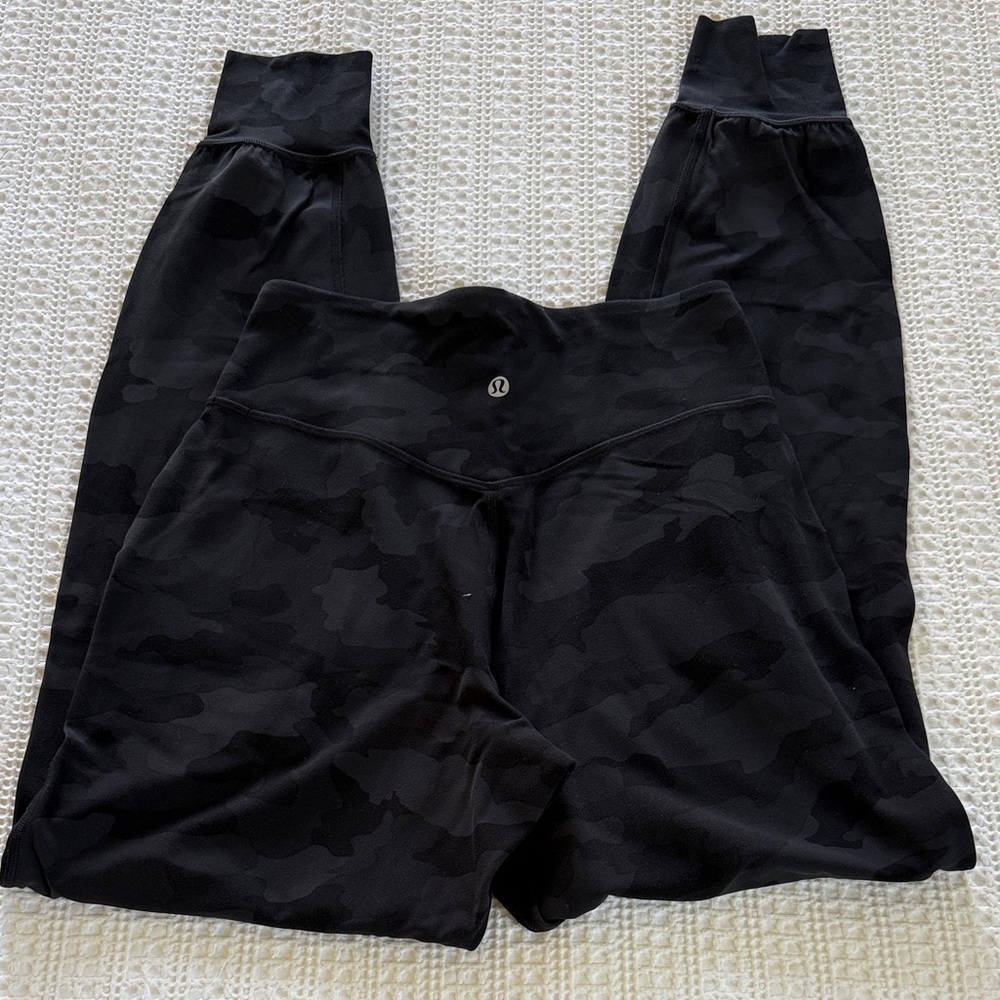 Black lululemon Camouflage Leggings